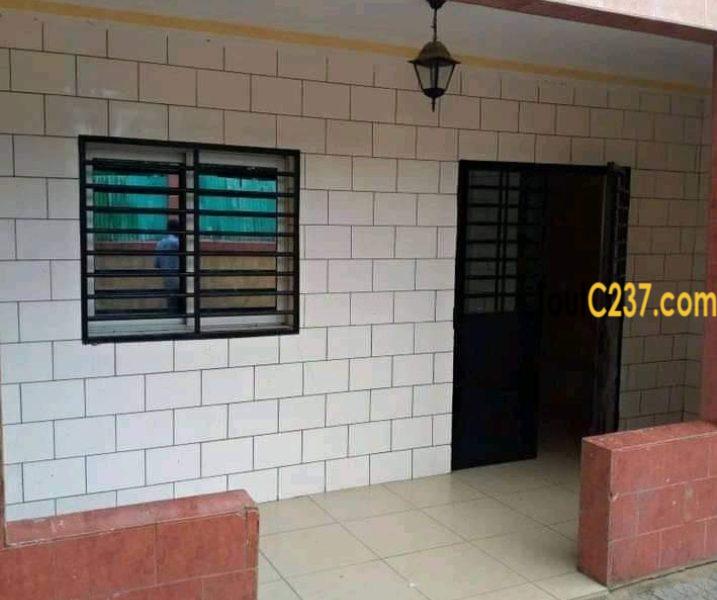 Appartement à louer à Logpom Douala