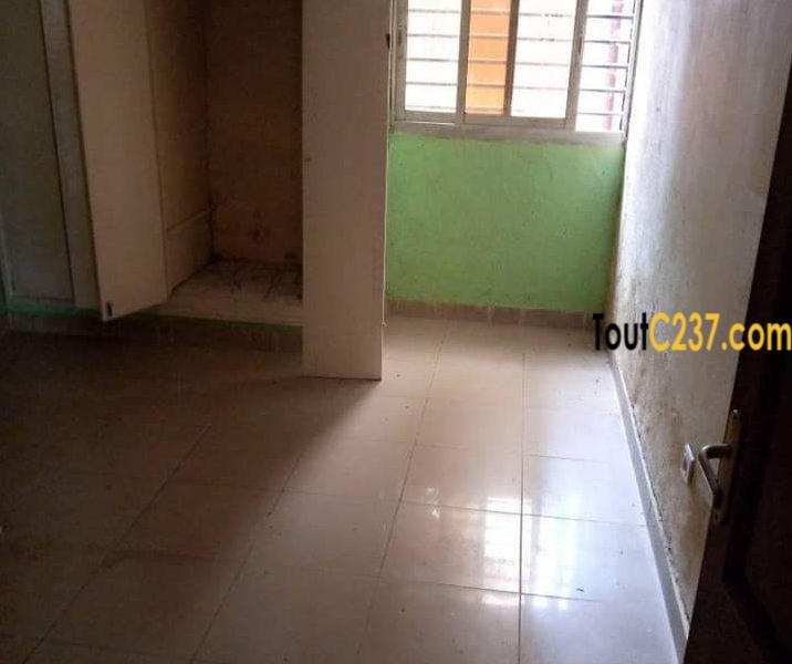 Appartement à louer à Logpom Douala