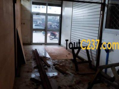 Boutique à louer à Bonamoussadi Douala