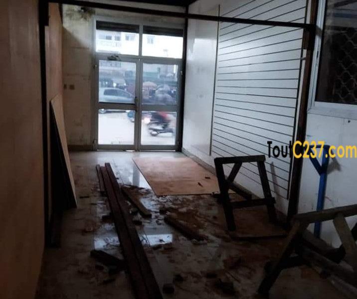 Boutique à louer à Bonamoussadi Douala