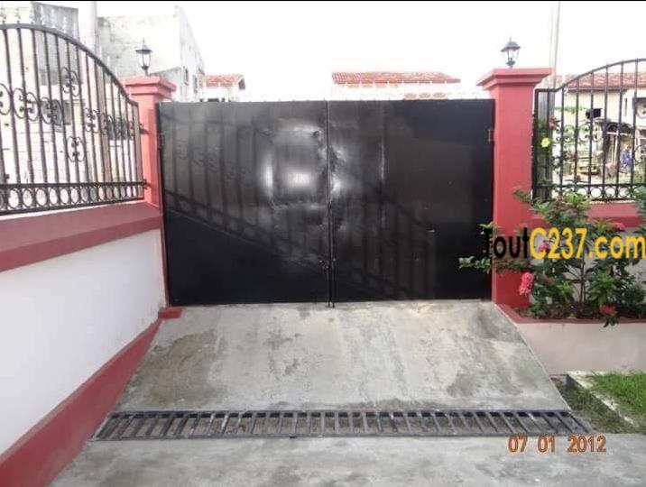 Maison à vendre à Yassa Douala