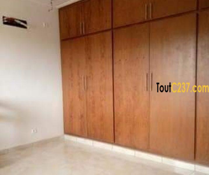 Maison à vendre à Yassa Douala