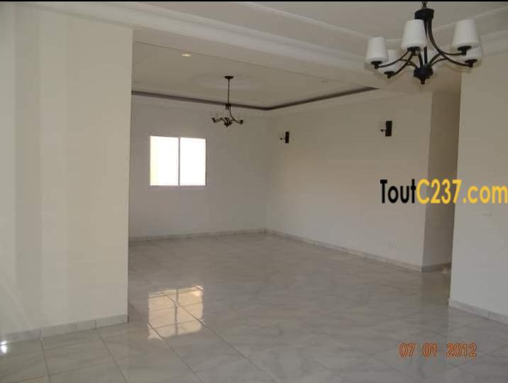 Maison à vendre à Yassa Douala