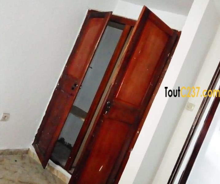 Studio moderne à louer à Bonamoussadi Douala