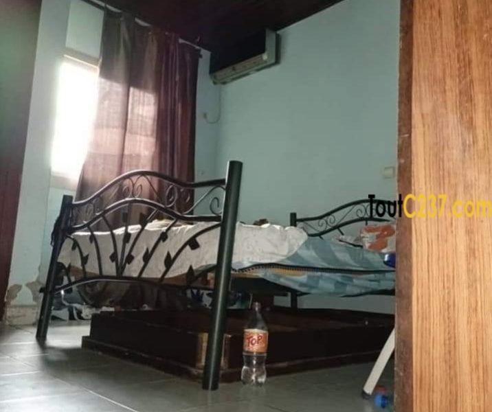 Maison villa à louer à pk13 Douala