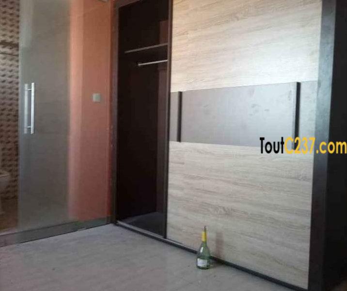 Appartement à louer à Bonamoussadi Douala