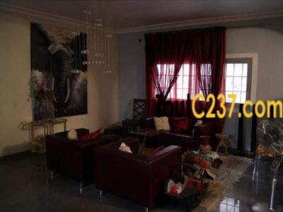 Duplex à vende à Logpom Douala