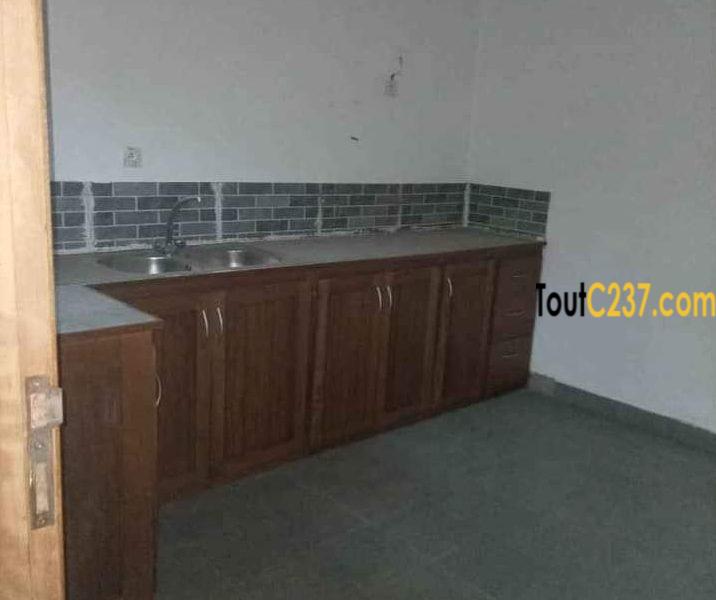 Vaste appartement à louer à Logpom