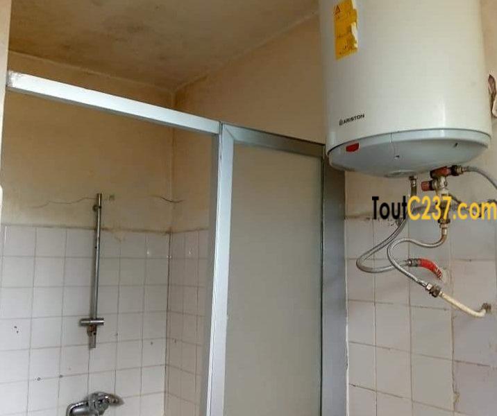 Bureau à louer à Akwa Douala