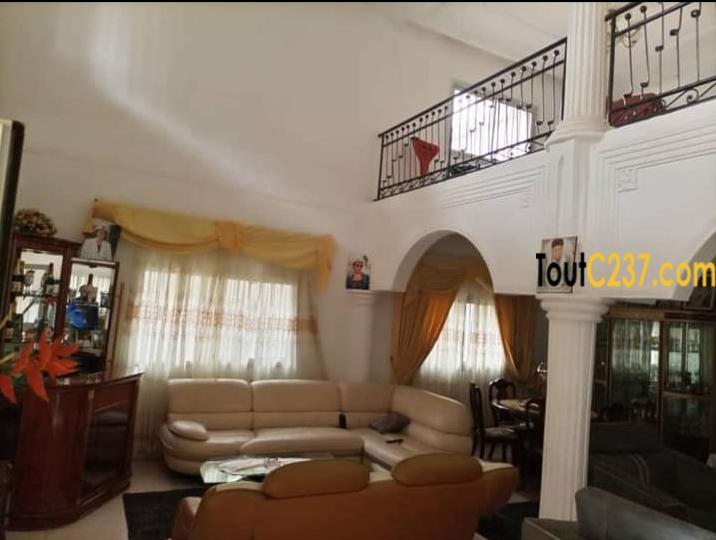 Duplex à vendre à Bepanda Omnisport Douala