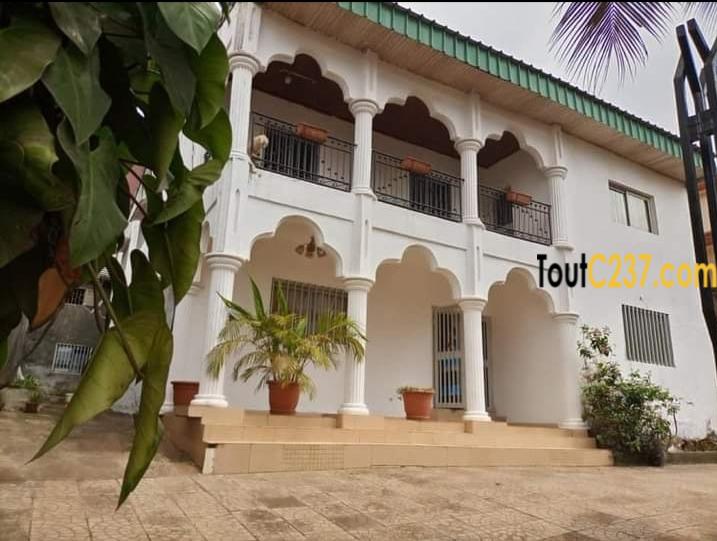 Duplex à vendre à Bepanda Omnisport Douala