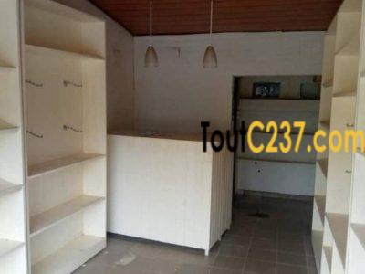 Boutique à louer à Bonapriso Douala