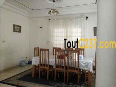 Duplex à vendre à Logpom Douala