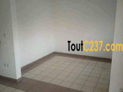 Appartement à louer à Bonapriso Douala