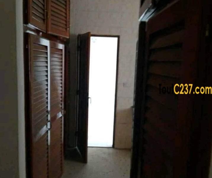 Appartement à louer à Bonapriso Douala