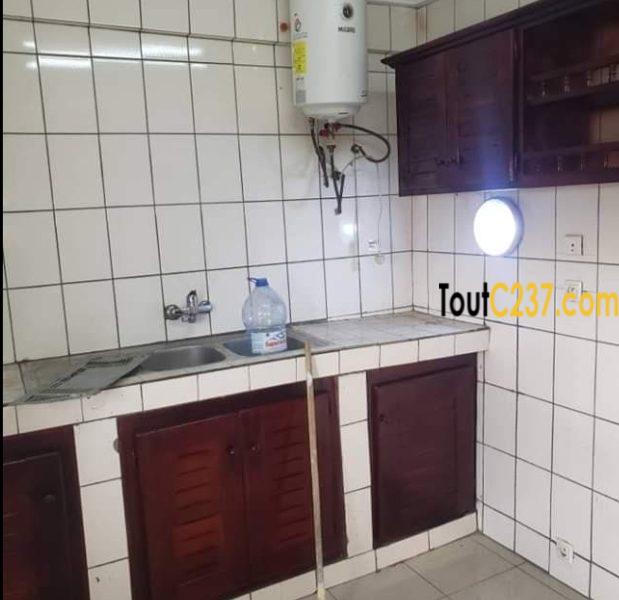 Appartement à louer à Bonamoussadi Douala