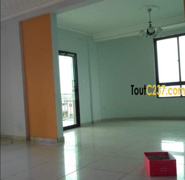 Appartement à louer à Bonamoussadi Douala