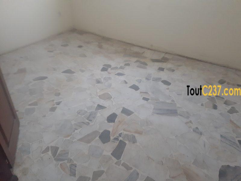 Appartement à louer à Bonamoussadi Douala