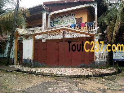 Maison duplex à vendre à Logpom Douala