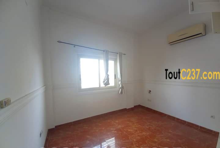 Appartement vip à louer à Bonanjo Douala