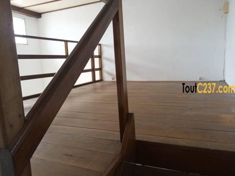 Boutique à louer à Bonapriso Douala