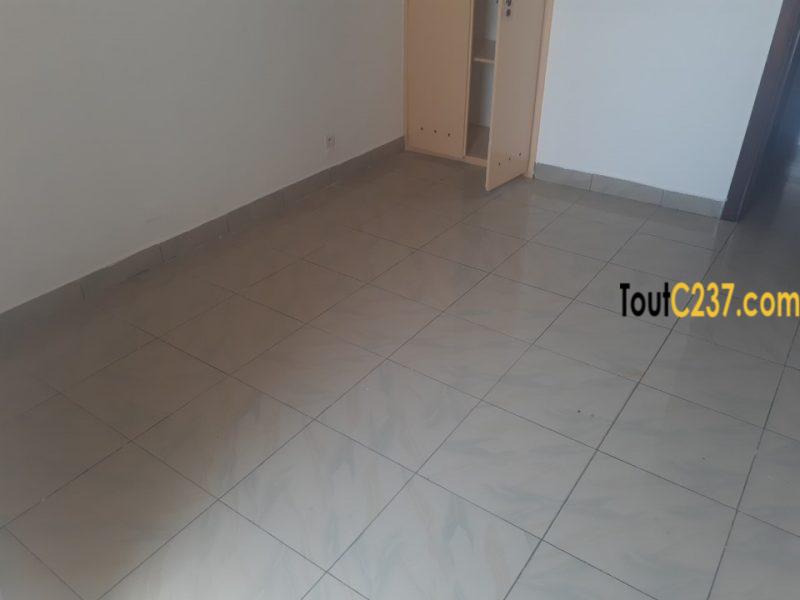 Appartement à louer à Bonapriso
