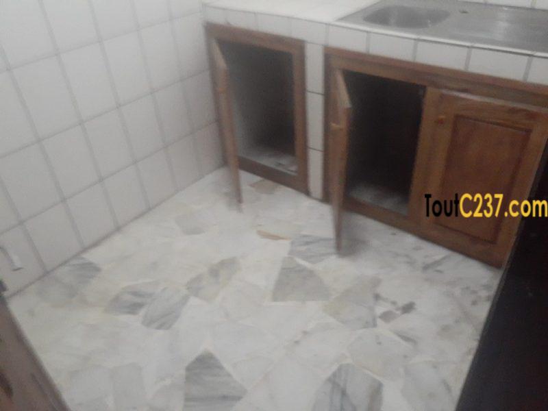 Appartement à louer à Bonamoussadi Douala