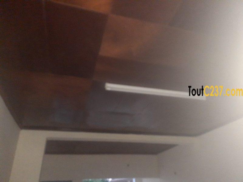Appartement à louer à Bonamoussadi Douala