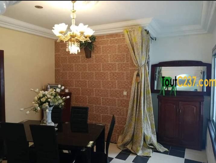 Villa meublée à louer à Bonamoussadi