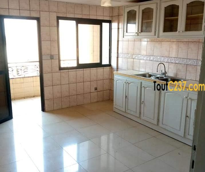 Appartement à louer à Bonamoussadi Douala