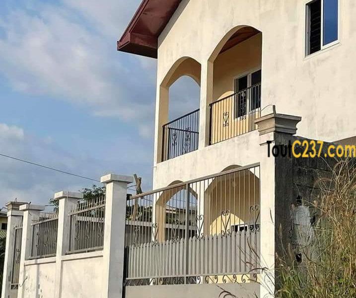Duplex à vendre à Yassa Douala