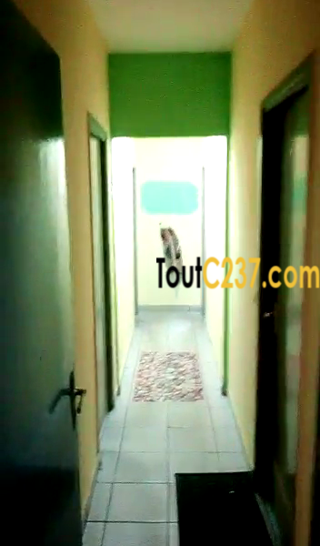 Villa sic à louer à Makepe Douala
