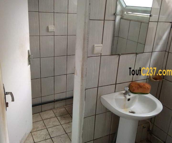 Local commercial à louer à Bali