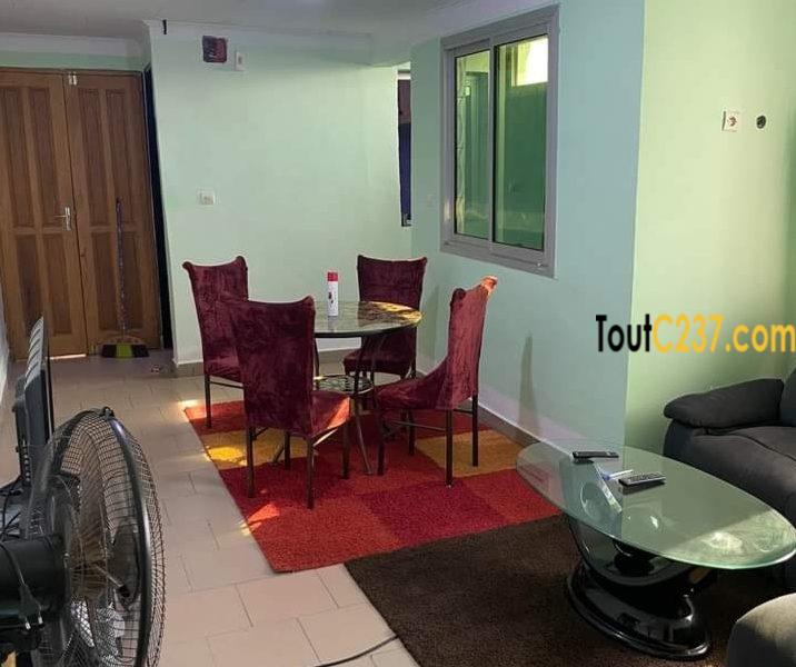 Studio meublé à louer à Bonamiussadi