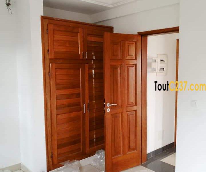 Studio moderne à louer à Makepe