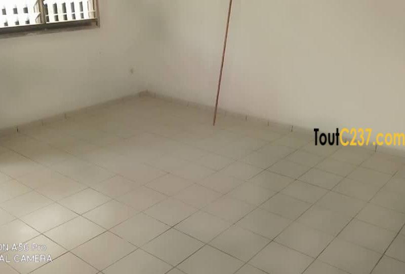Appartement à louer à Logpom Andem
