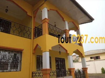 Duplex à louer à Logpom Douala