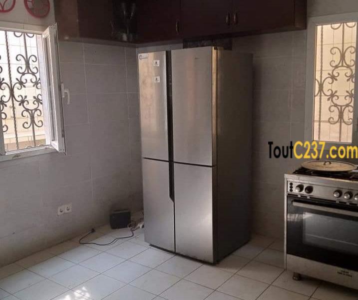 Duplex à louer à Logpom Douala