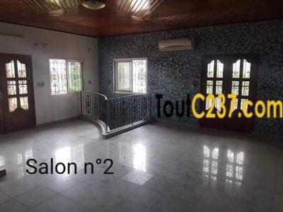 Duplex à louer à Makepe Douala