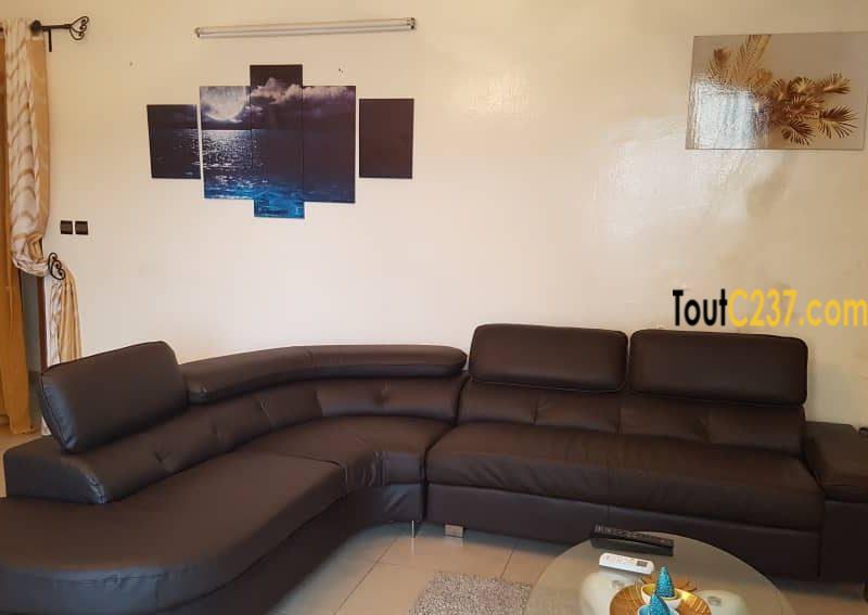 Appartement meublé à louer à Bonamoussadi