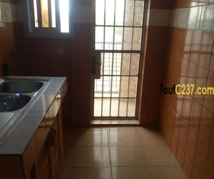 Appartement à louer à Bonamoussadi Douala