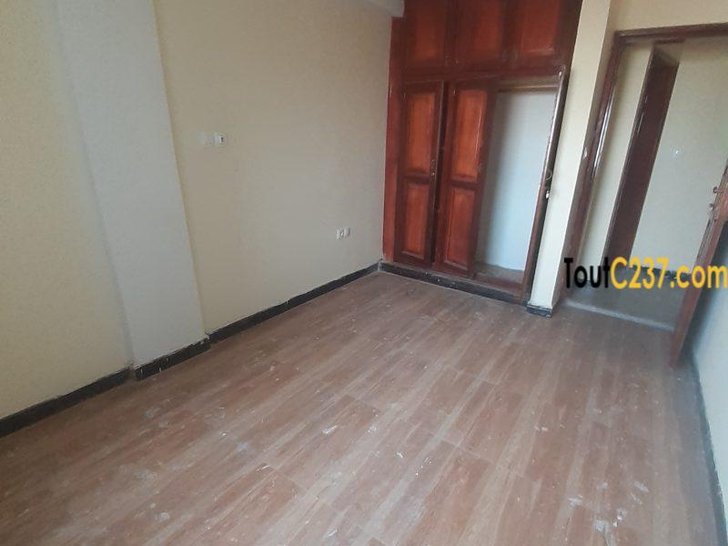 Studio neuf à louer a Bonamoussadi Douala