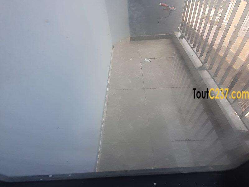 Studio neuf à louer a Bonamoussadi Douala