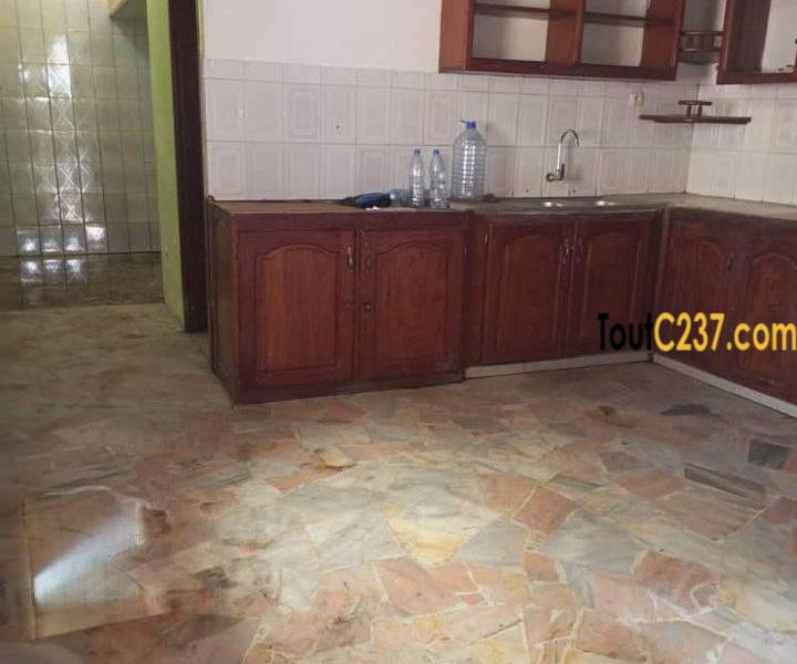 Villa à louer à Makepe Douala