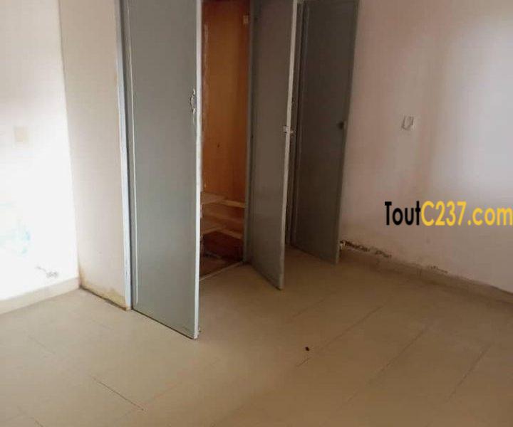 Villa à louer à Makepe Douala