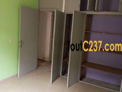 Villa à louer à Makepe Douala