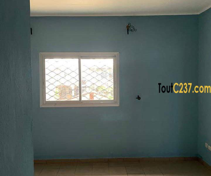 Appartement à louer à Logbessou douala
