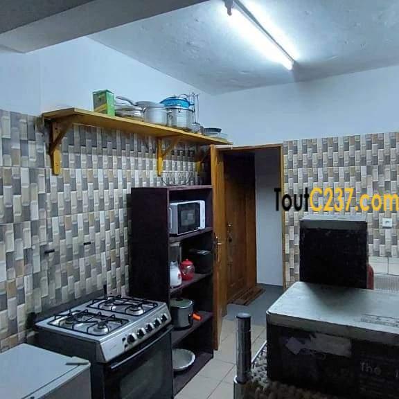 Appartement de 4 Chambres meublés à louer à Akwa Douala
