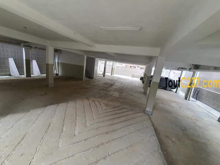 Appartement neuf à louer à Makepe Douala
