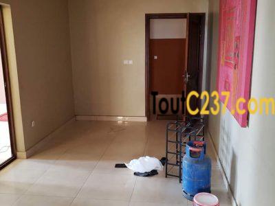 Vaste Appartement à louer à Makepe Douala